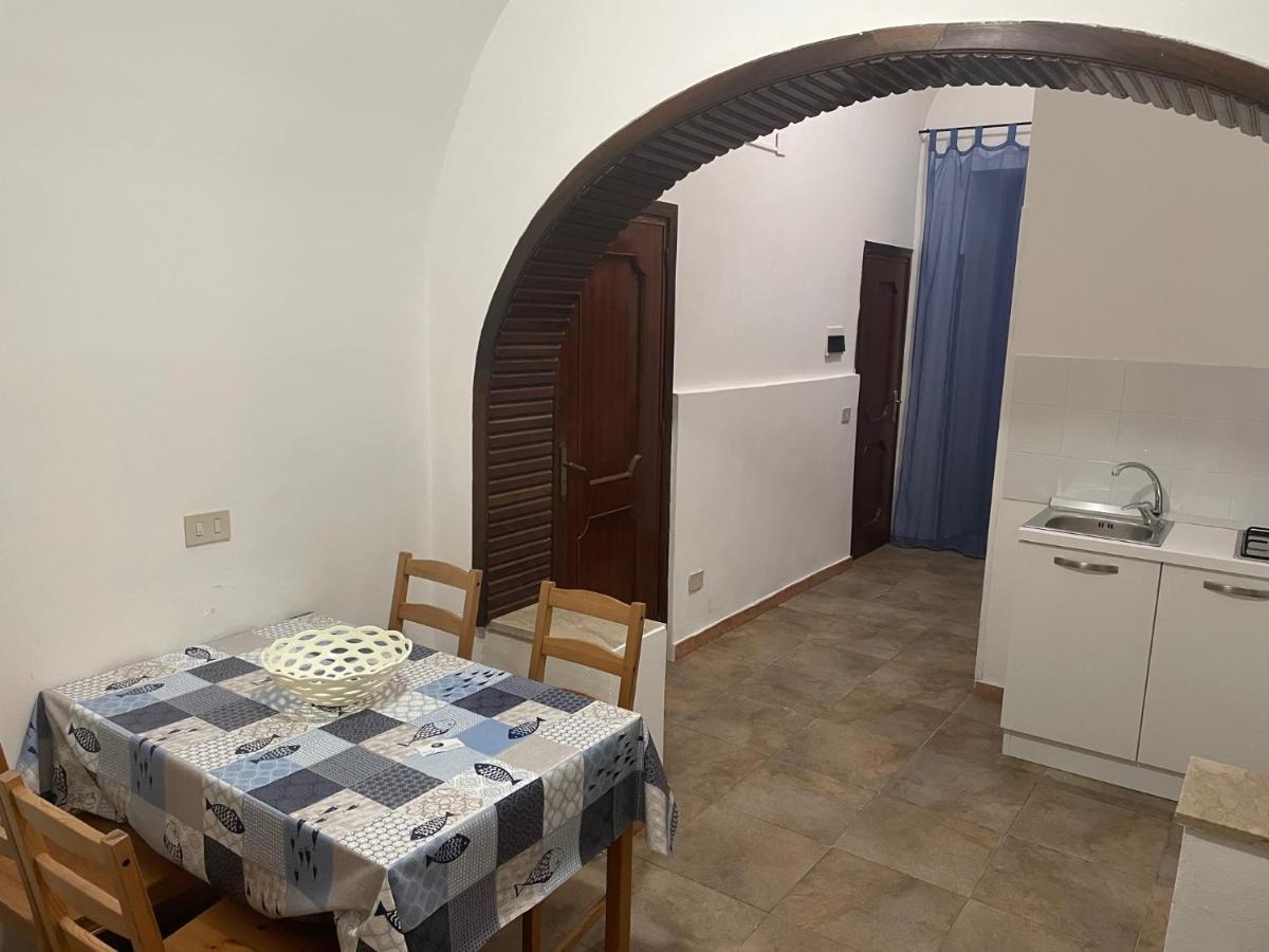 2000 Aparthotel 2*