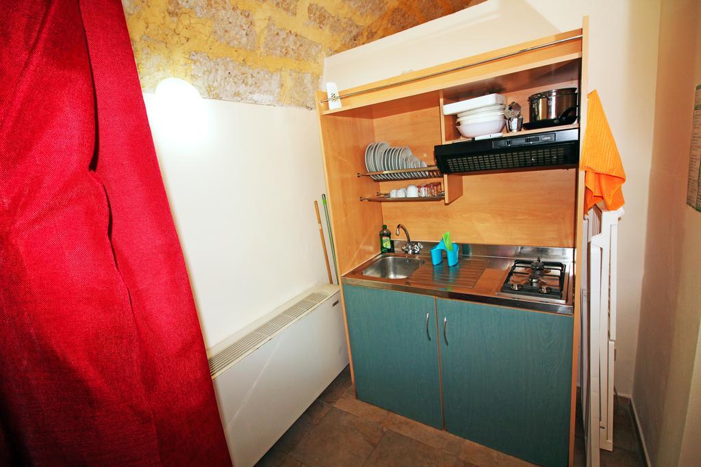 Aparthotel 2000