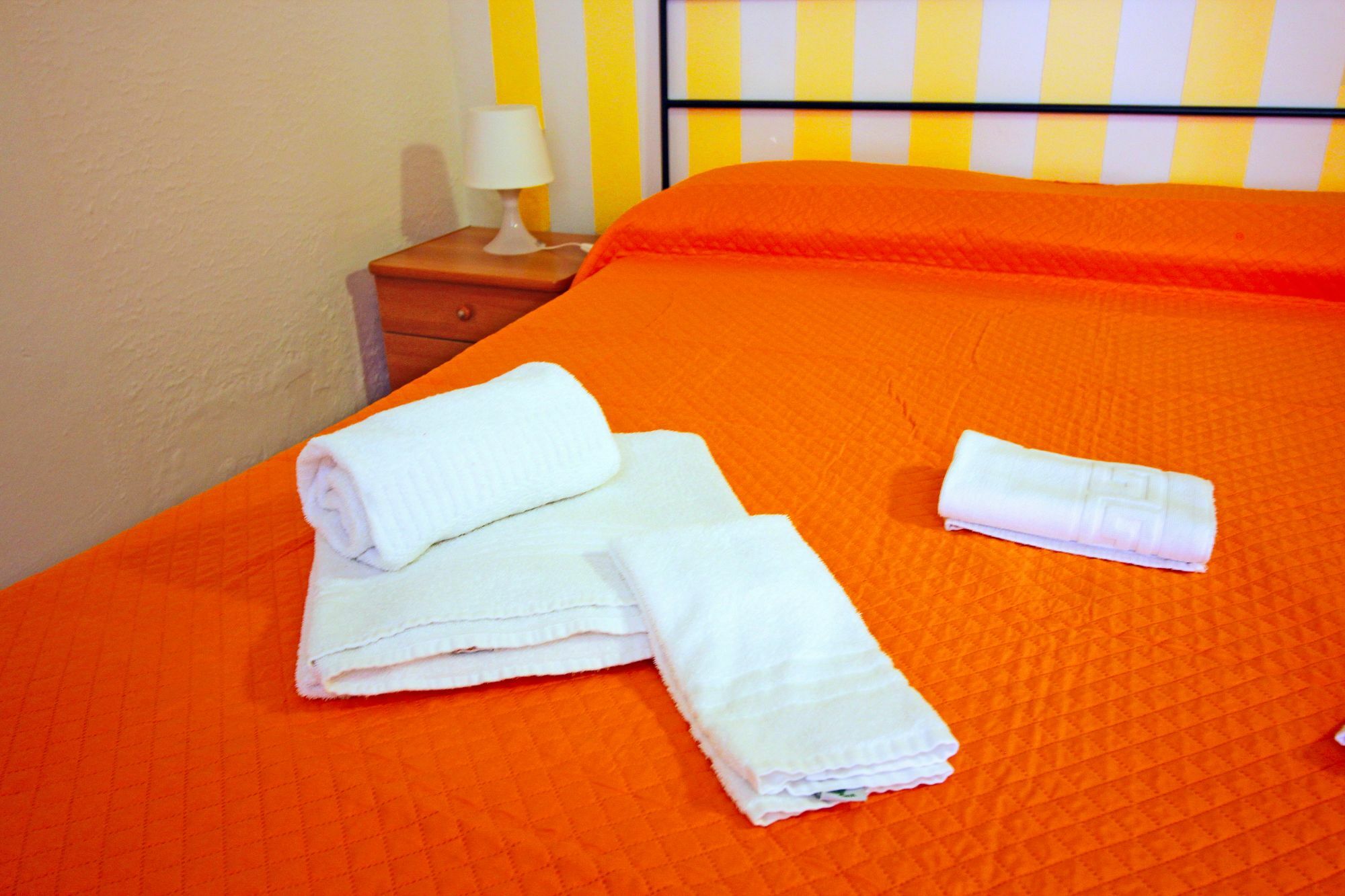 Aparthotel 2000 2*