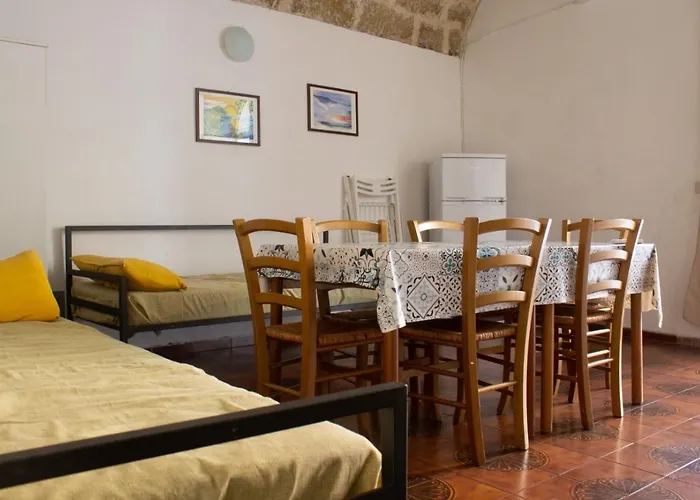 Terrasini 2000 Case Vacanza