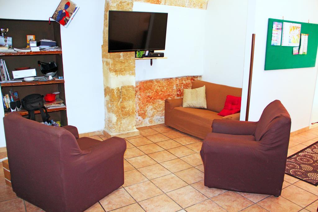 Aparthotel 2000 Terrasini